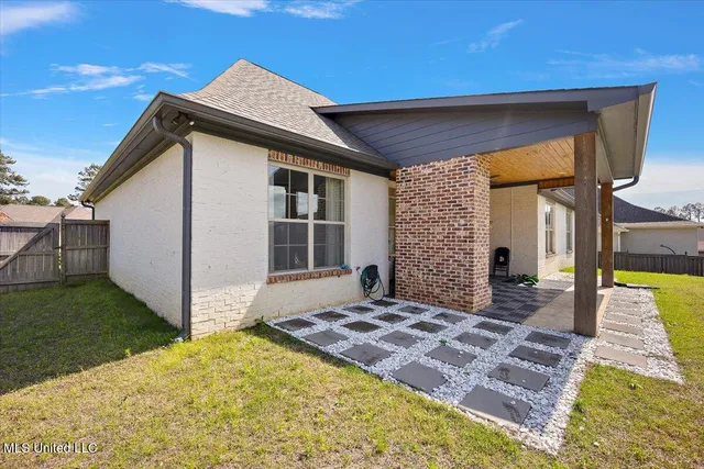 $383,500 | 102 Twain Trail, Clinton, MS 39056