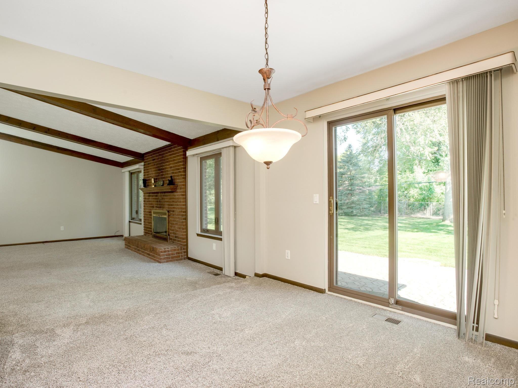 8793 Messmore Road Utica, MI 48317 - Photo 10 of 23 Dining area