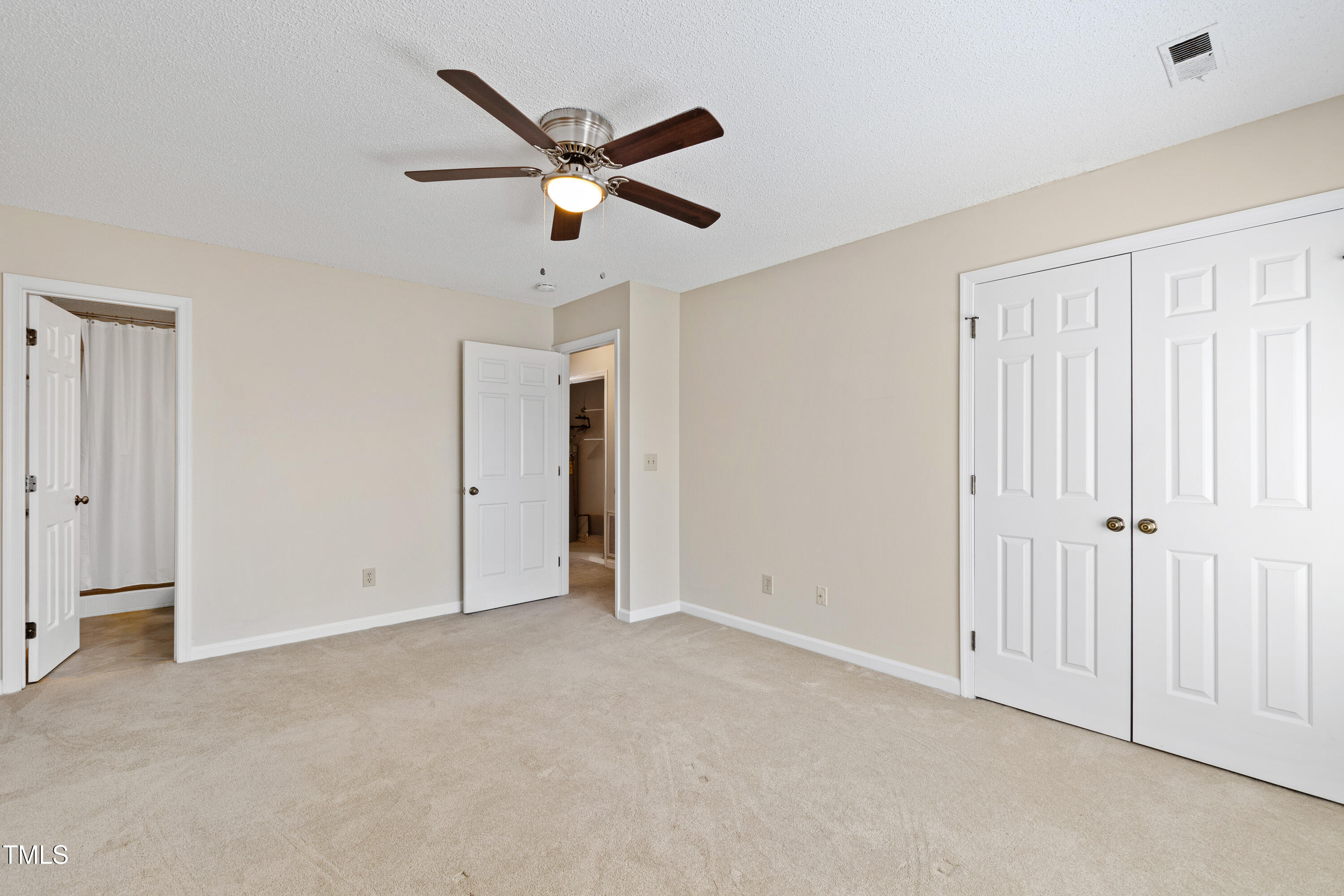2615 Cottage Circle Raleigh, NC 27613 - Photo 14 of 27 a view of an empty room