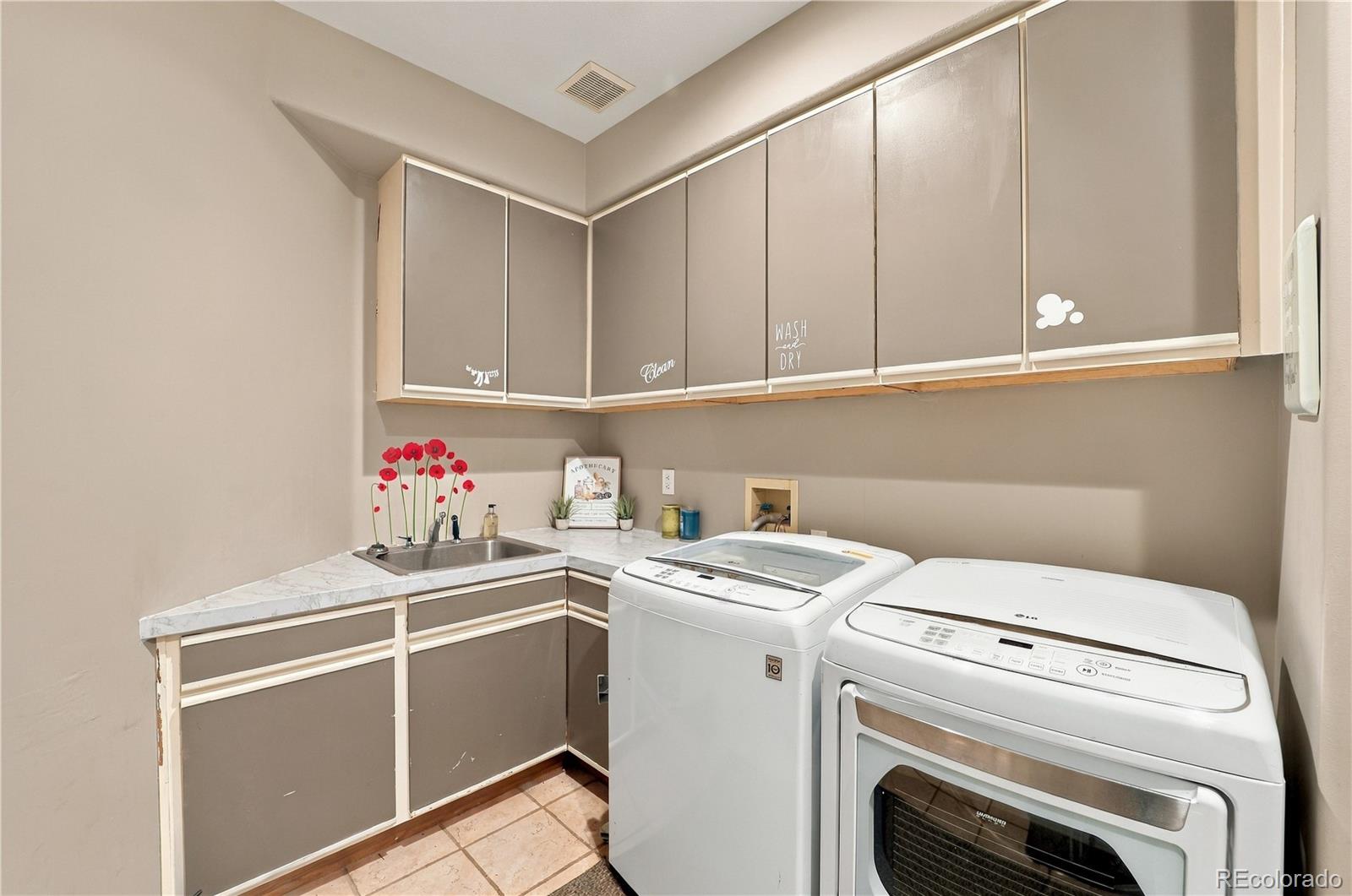 7994 Towhee Road Parker, CO 80134 - Photo 20 of 50 Gallery Image 20