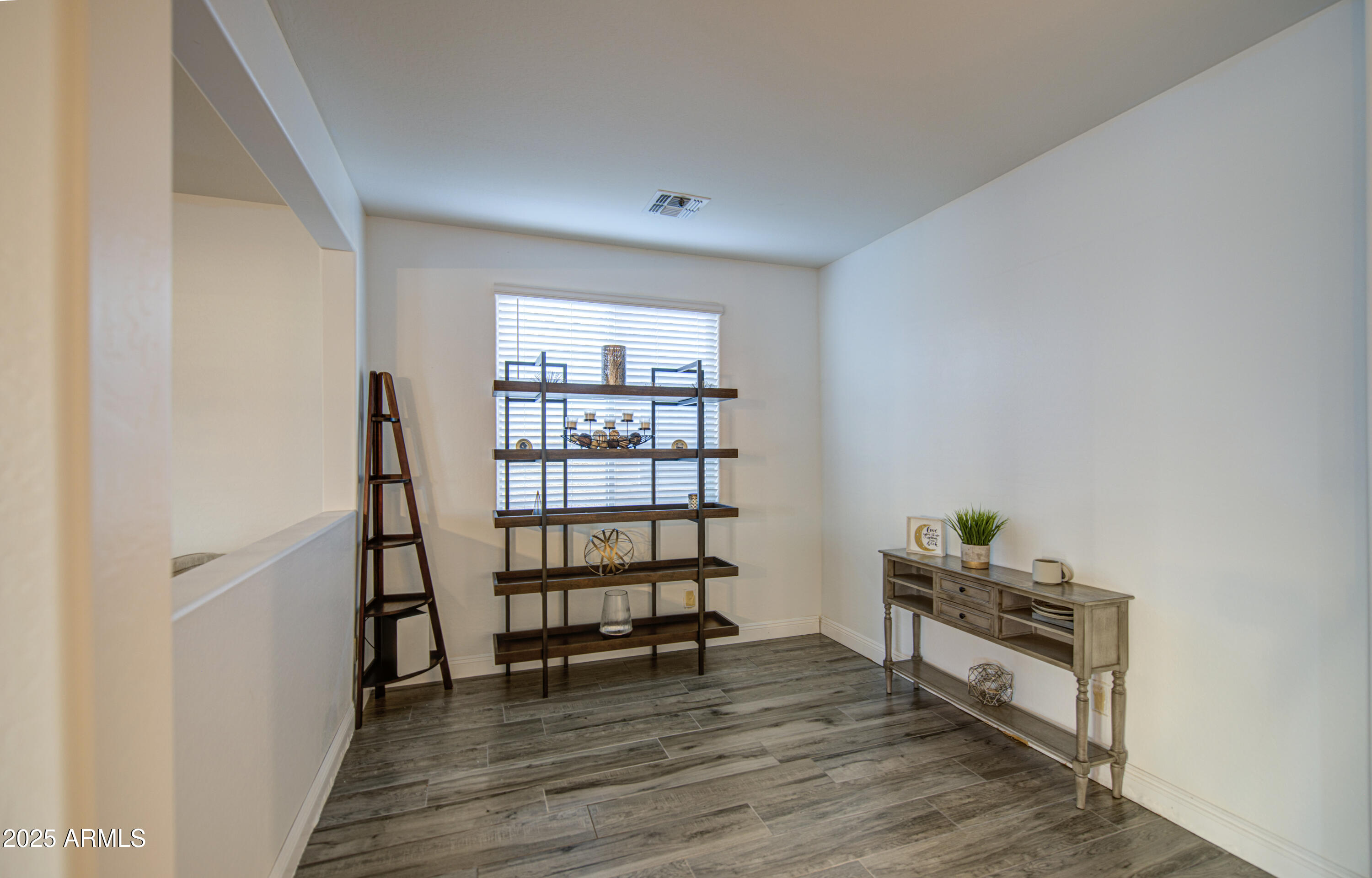 10426 West Crown King Road Tolleson, AZ 85353 - Photo 8 of 43 Dining Room 1