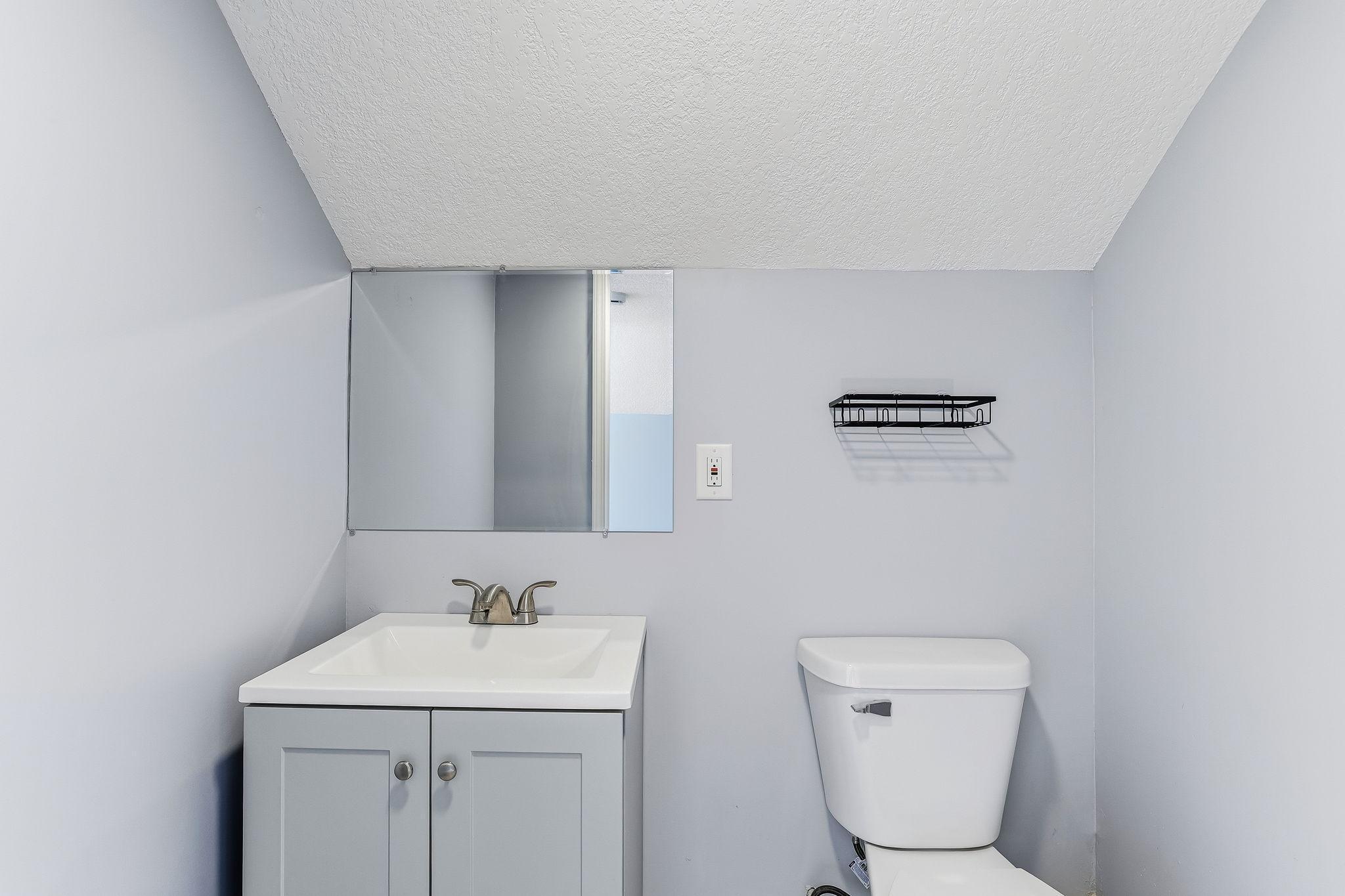 892 Cook Avenue St. Paul, MN 55106 - Photo 17 of 42