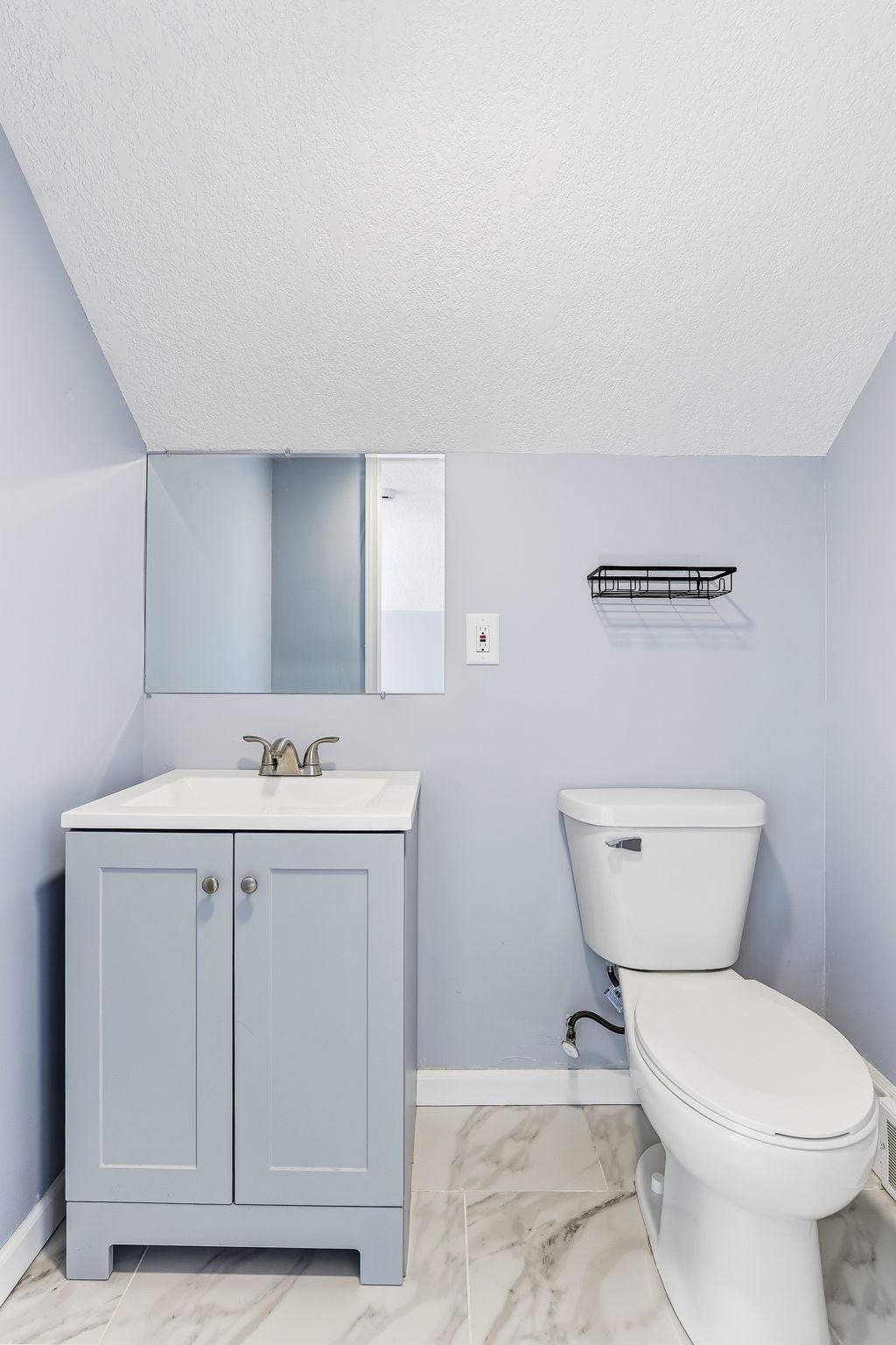 892 Cook Avenue St. Paul, MN 55106 - Photo 18 of 42