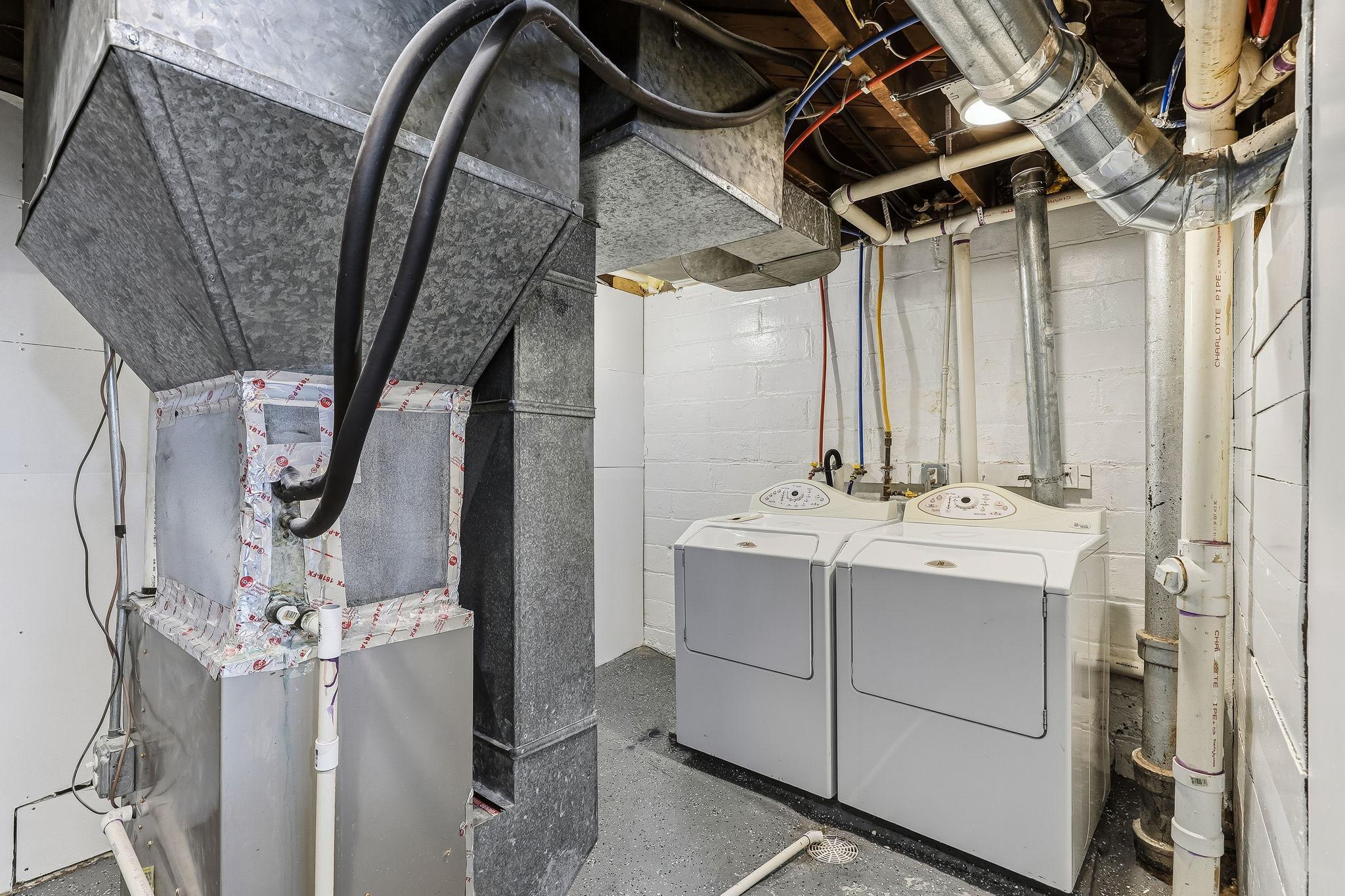 892 Cook Avenue St. Paul, MN 55106 - Photo 30 of 42