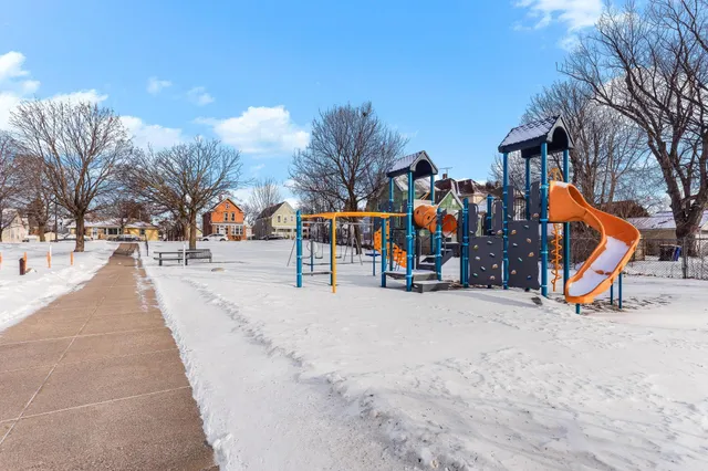 $309,900 | 892 Cook Avenue, St. Paul, MN 55106