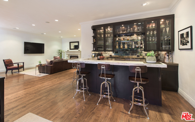 12096 Summit Circle Beverly Hills, CA 90210 - Photo 12 of 30