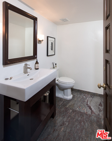 12096 Summit Circle Beverly Hills, CA 90210 - Photo 27 of 30