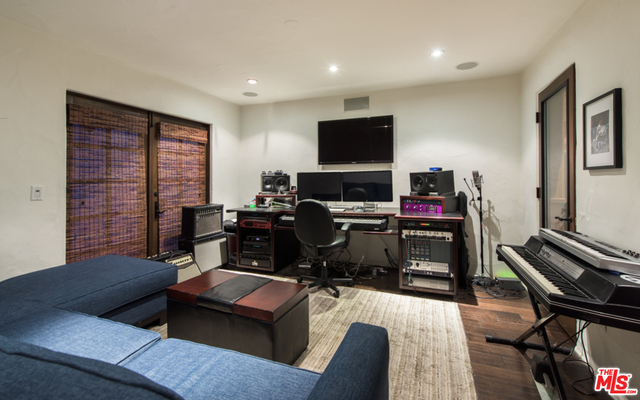 12096 Summit Circle Beverly Hills, CA 90210 - Photo 30 of 30