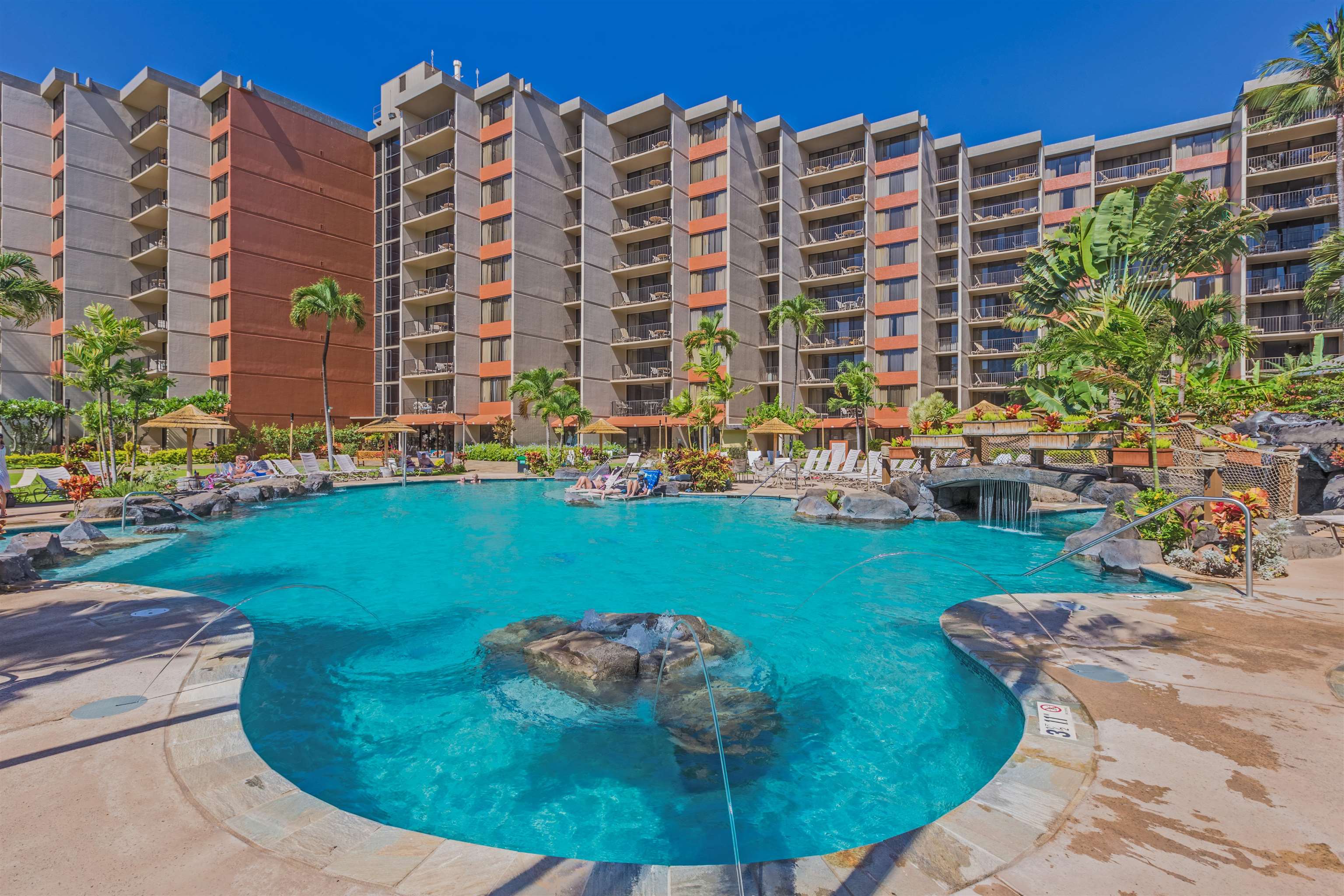 3445 Lower Honoapiilani Road, Unit 502 Lahaina, HI 96761 - Photo 47 of 50 a building view with a garden space