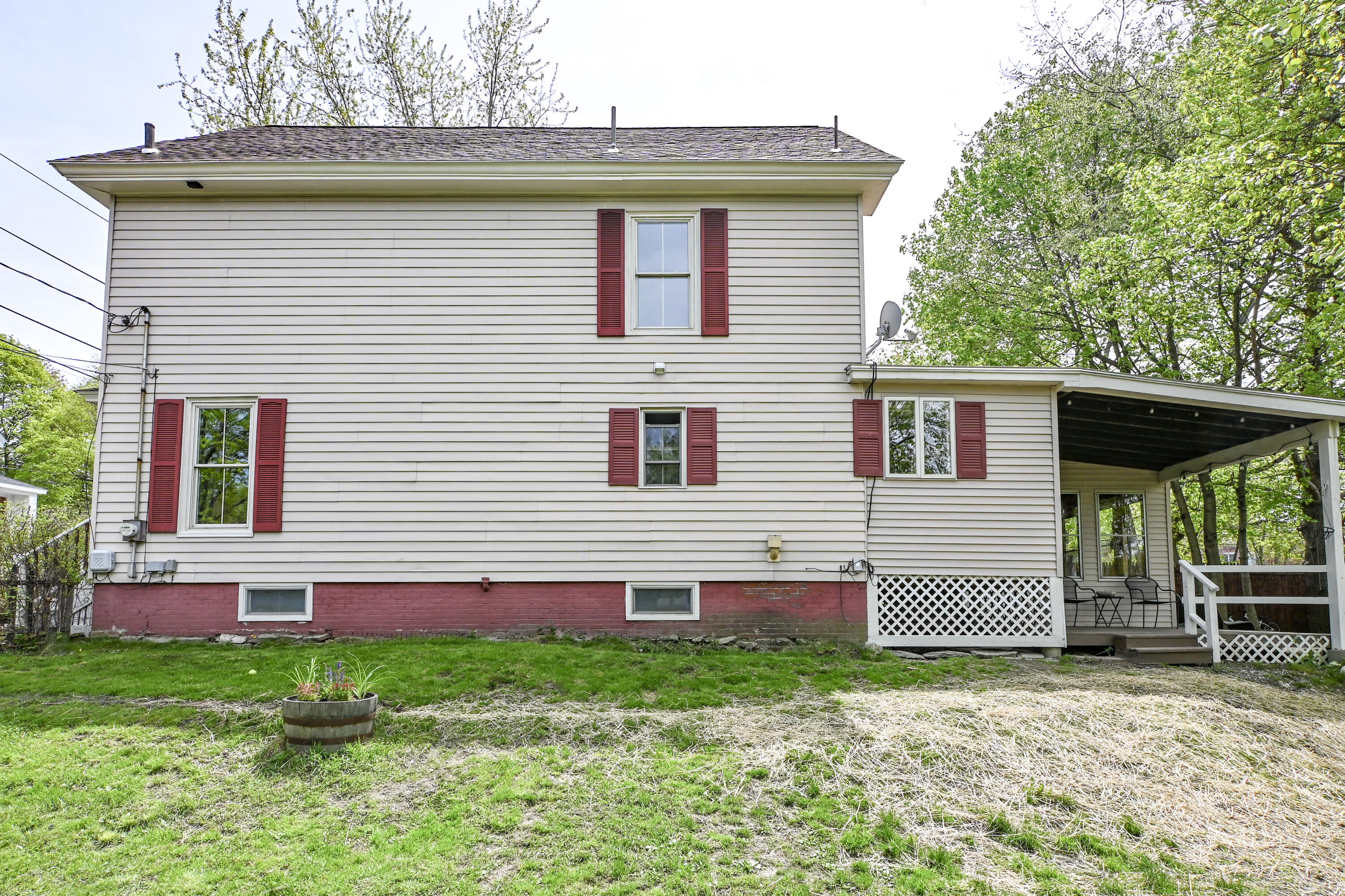 18 Locust Street Westbrook, ME 04092 - Photo 12 of 58 18LocustSt-19