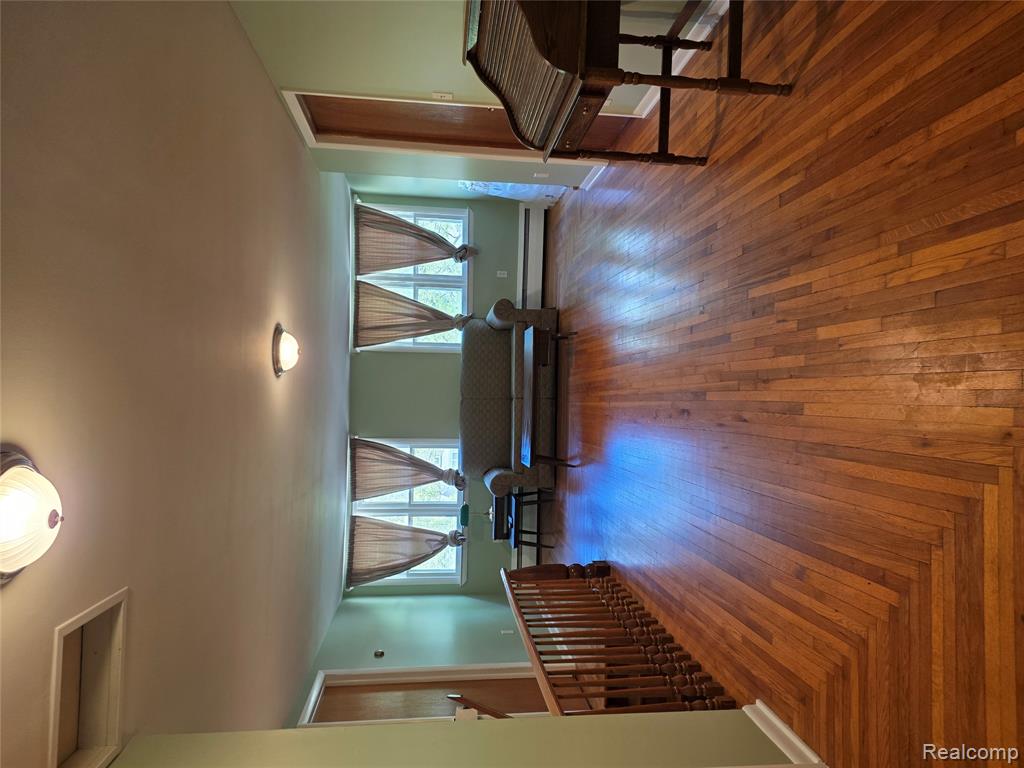 403 East Road Holly, MI 48442 - Photo 4 of 22