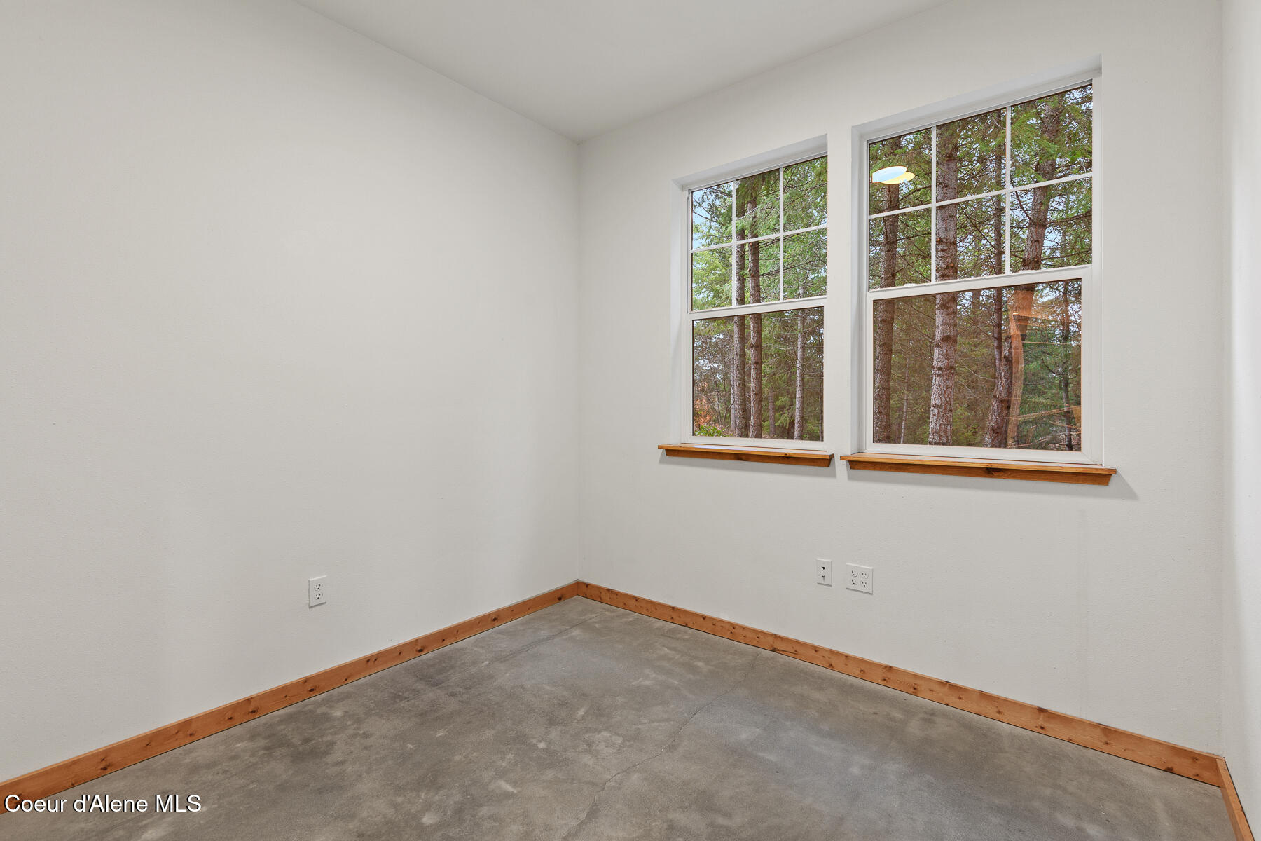 672 Hopkins Road Sandpoint, ID 83864 - Photo 36 of 67 Flex Room 1