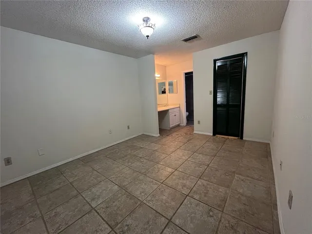 $2,450 | 3222 Hammersmith Road, Orlando, FL 32818