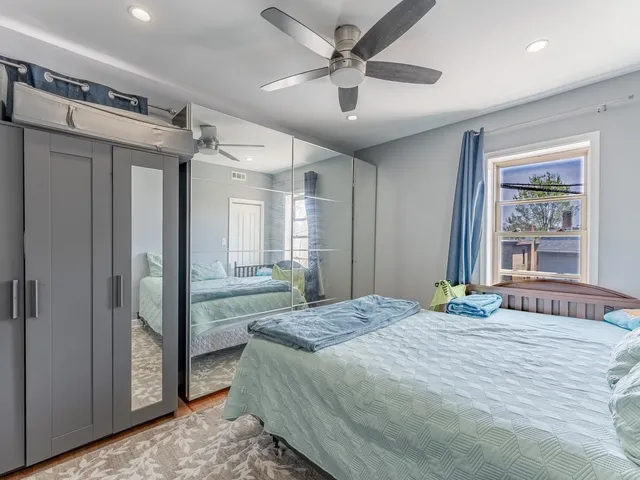 $215,000 | 5717 North Kimball Avenue, Unit 2N, Chicago, IL 60659