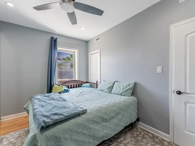 $215,000 | 5717 North Kimball Avenue, Unit 2N, Chicago, IL 60659