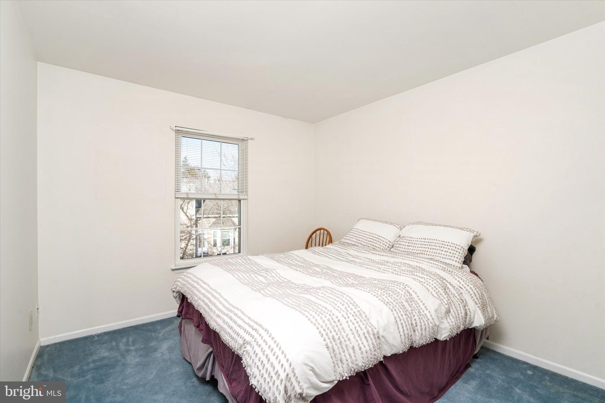 8 Sunflower Lane Hamilton, NJ 08620 - Photo 23 of 49