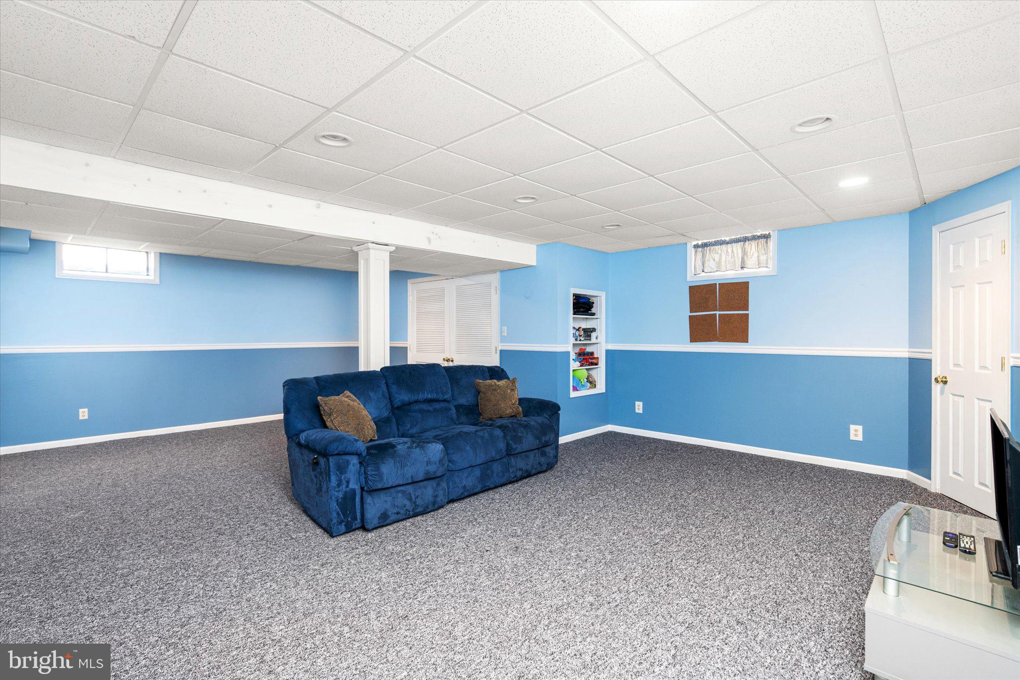 8 Sunflower Lane Hamilton, NJ 08620 - Photo 27 of 49