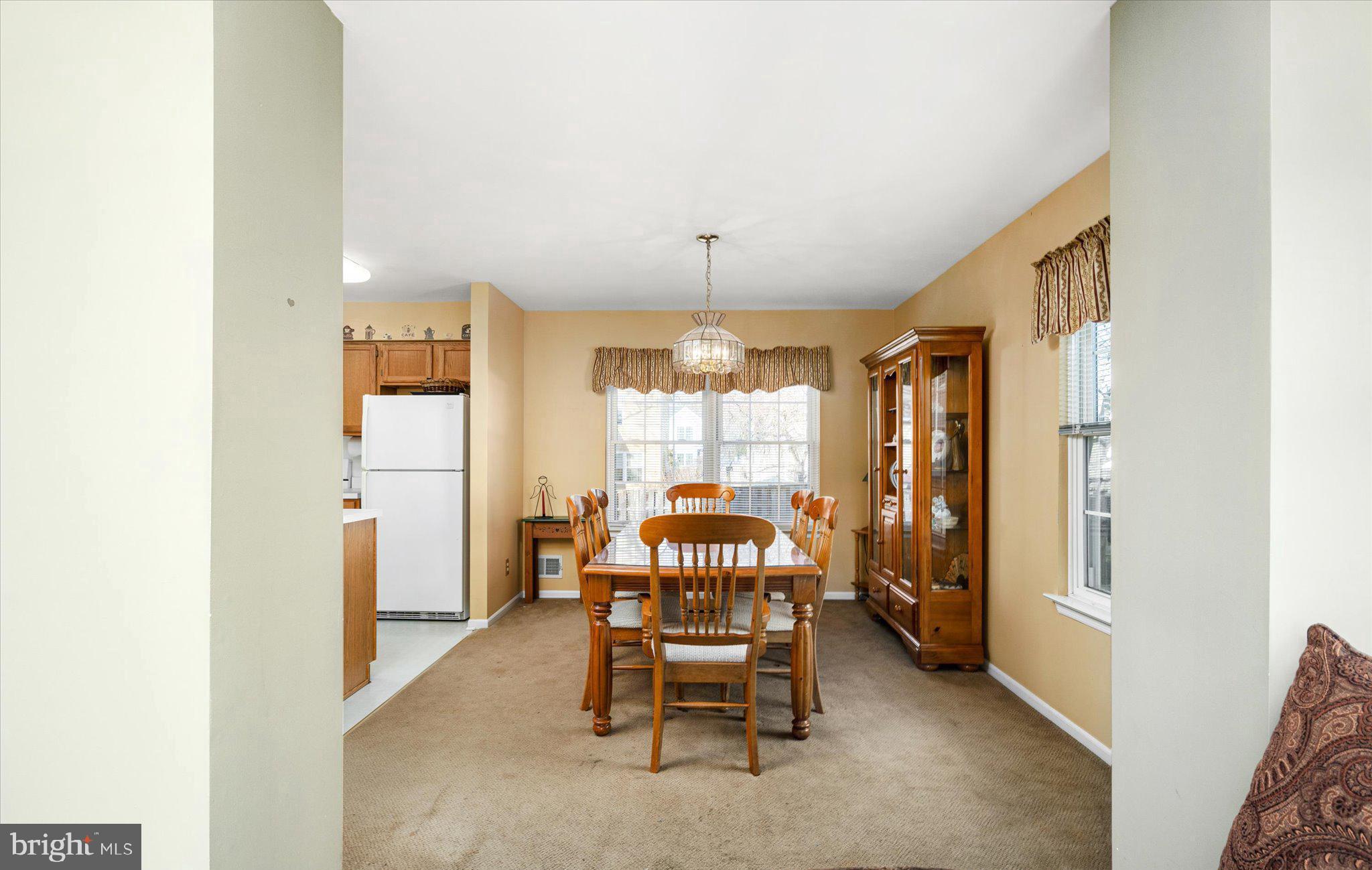 8 Sunflower Lane Hamilton, NJ 08620 - Photo 9 of 49