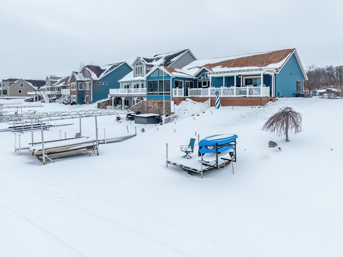 255 Lane 270 Hamilton Lake Hamilton, IN 46742 - Photo 15 of 36