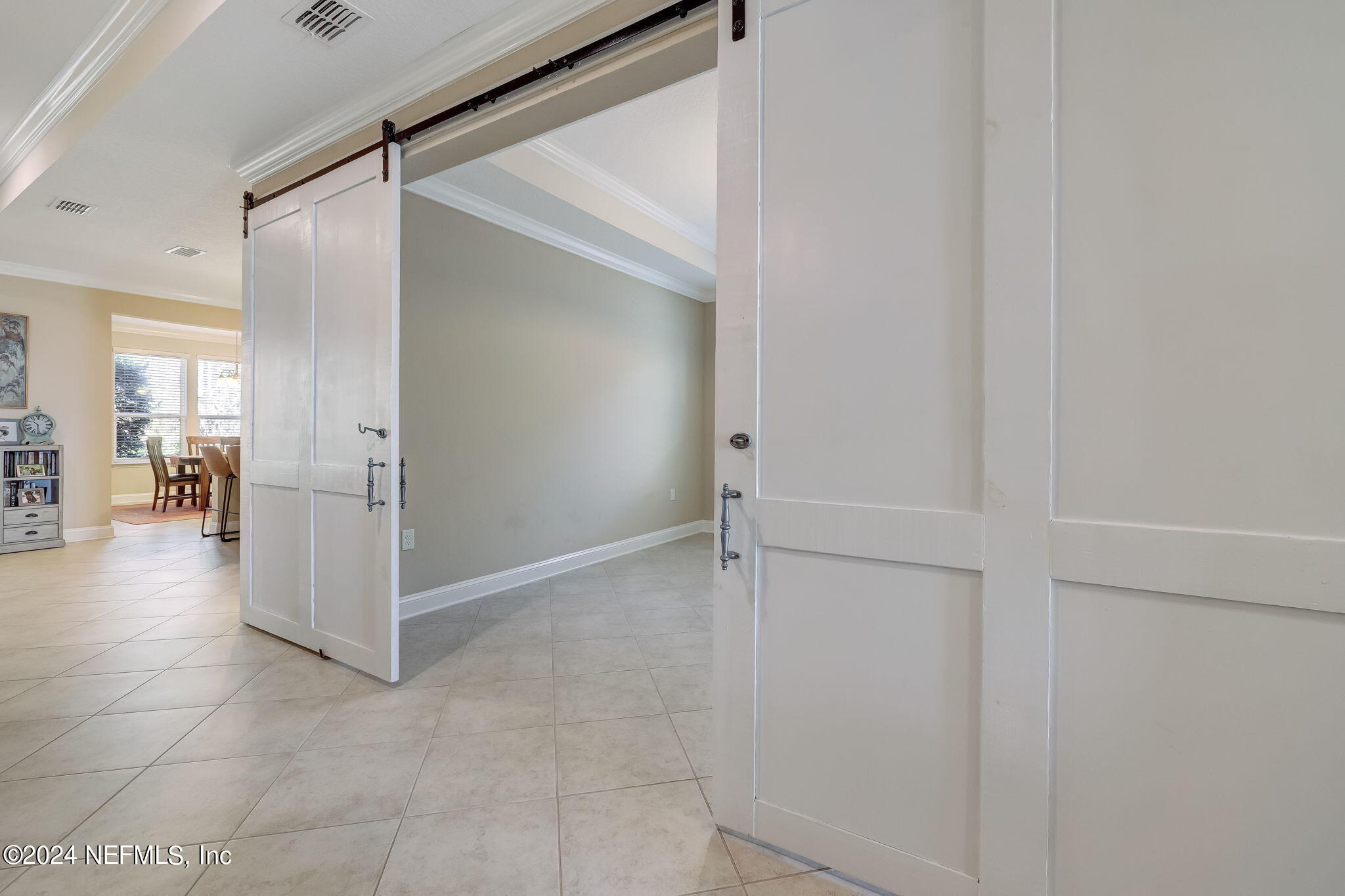 577 Aspen Leaf Drive Jacksonville, FL 32081 - Photo 15 of 106 21-web-or-mls-577 Aspen Leaf Dr (34 of 5