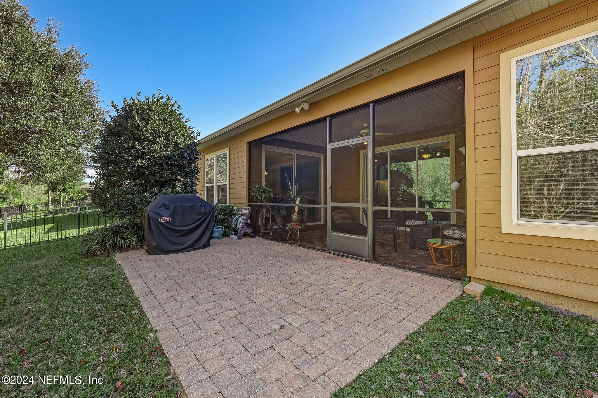 577 Aspen Leaf Drive Jacksonville, FL 32081 - Photo 32 of 106 a house view with a backyard space