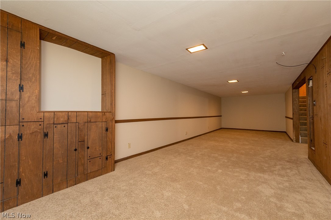 4868 Ridgebury Boulevard Cleveland, OH 44124 - Photo 19 of 22 Gallery Image 19