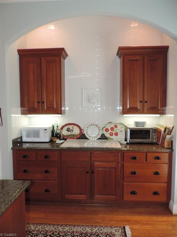 1305 Robinhood Road High Point, NC 27262 - Photo 13 of 30 Cooktop Area