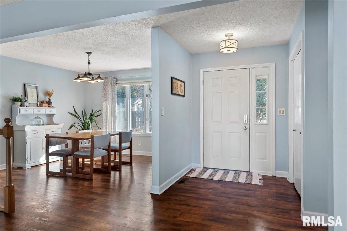 5349 North Cotton Hill Road Springfield, IL 62703 - Photo 11 of 43