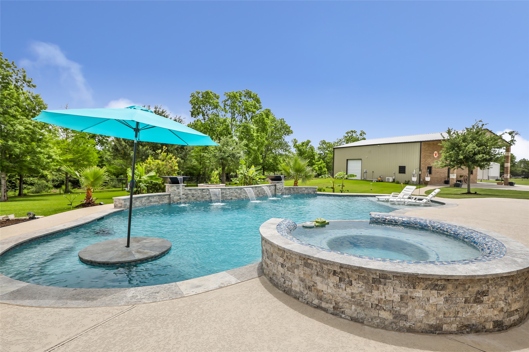 6202 Circle Back Road Baytown, TX 77523 - Photo 41 of 50 Resort style pool