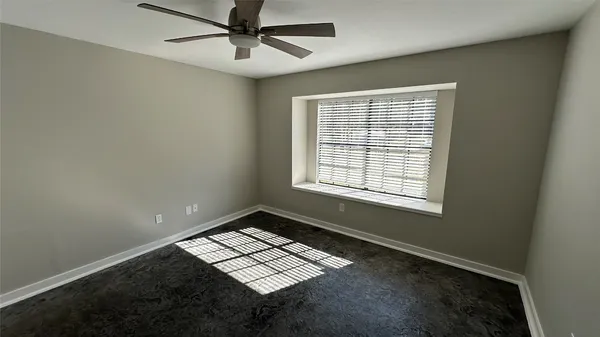 $2,200 | 2 West Mistybreeze Circle, Spring, TX 77381