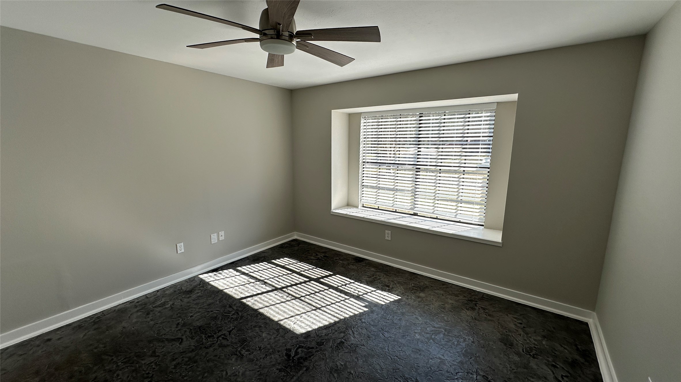 2 West Mistybreeze Circle Spring, TX 77381 - Photo 7 of 17