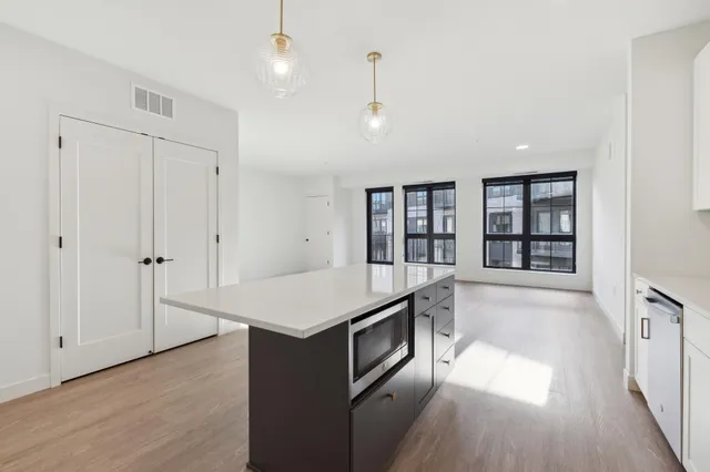 $6,932 | 4917 Eden Avenue, Unit 402, Edina, MN 55424