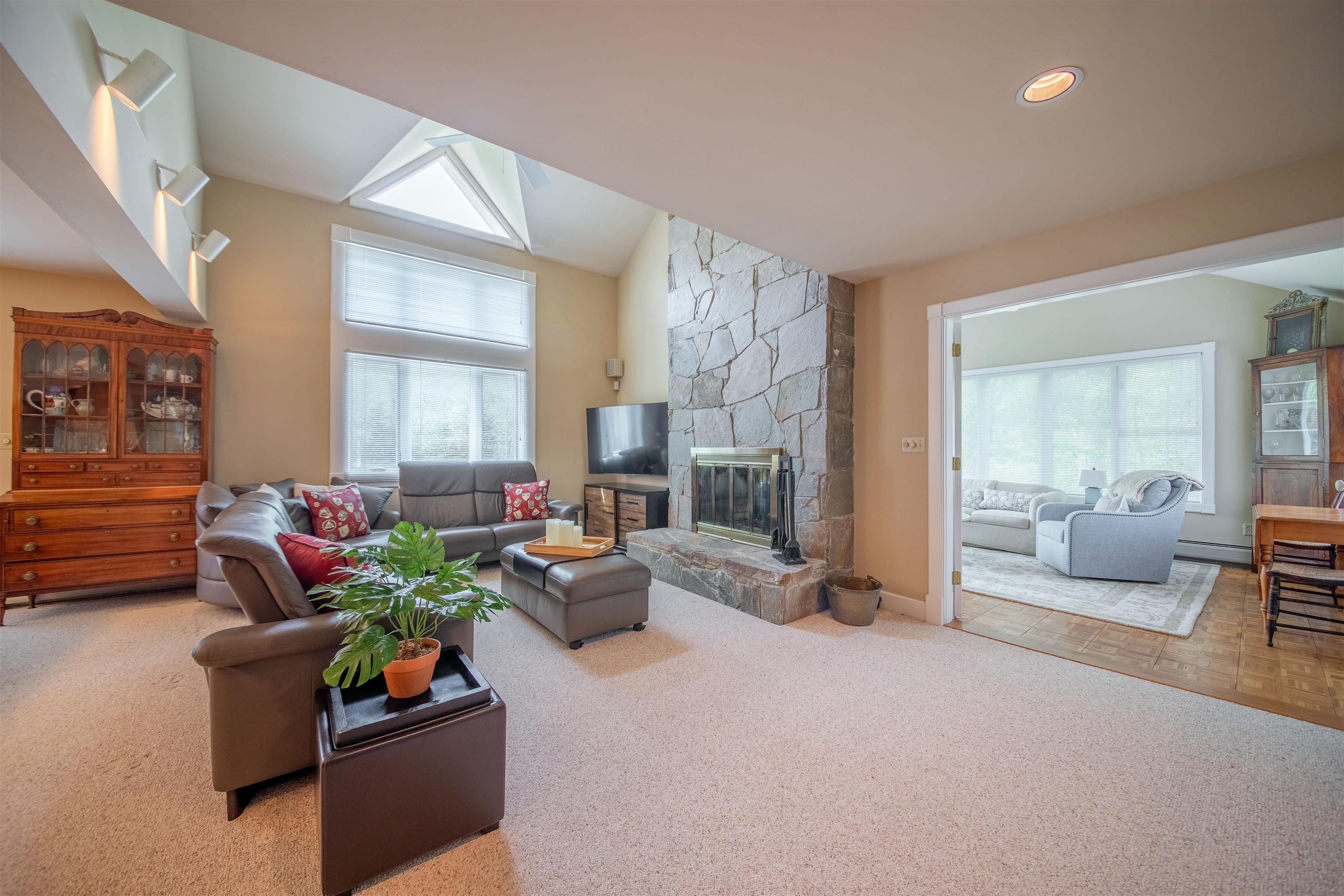 52 High Meadow Road, Unit 11 Winhall, VT 05340 - Photo 7 of 39