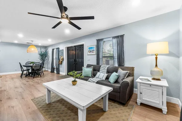 $2,000 | 3303 Custer Avenue, Wellington, FL 33467