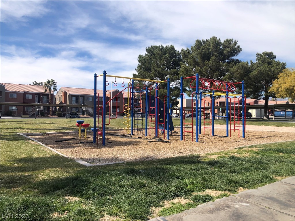 4730 East Craig Road, Unit 1123 Las Vegas, NV 89115 - Photo 3 of 12 Playground