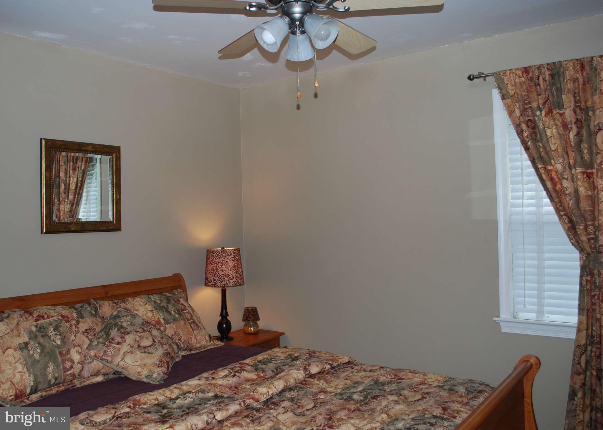 7609 Range Road Alexandria, VA 22306 - Photo 10 of 30 Bedroom 2