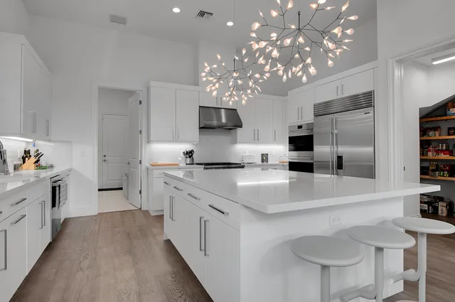 $4,400,000 | 7480 Northwest 26th Way, Boca Raton, FL 33496