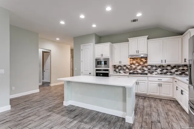 $460,000 | 6506 Crockett Cove, Schertz, TX 78108