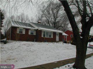 37 Old Manor Road Newark, DE 19711 - Photo 1 of 3 Gallery Image 1