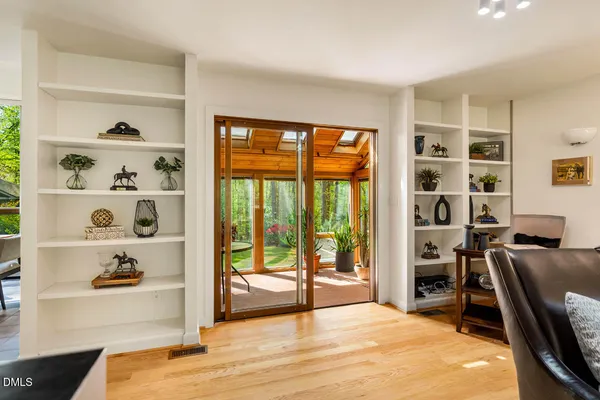 $1,299,900 | 2227 Graystone Lane, Chapel Hill, NC 27514