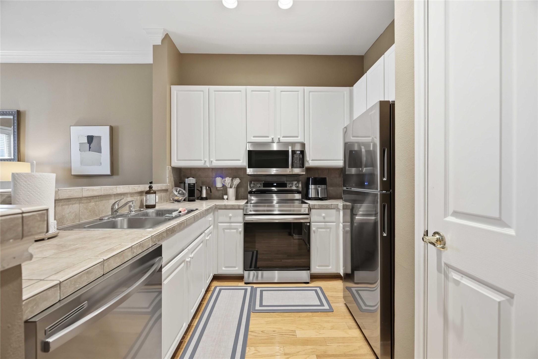 2400 McCue Road, Unit 252 Houston, TX 77056 - Photo 18 of 30