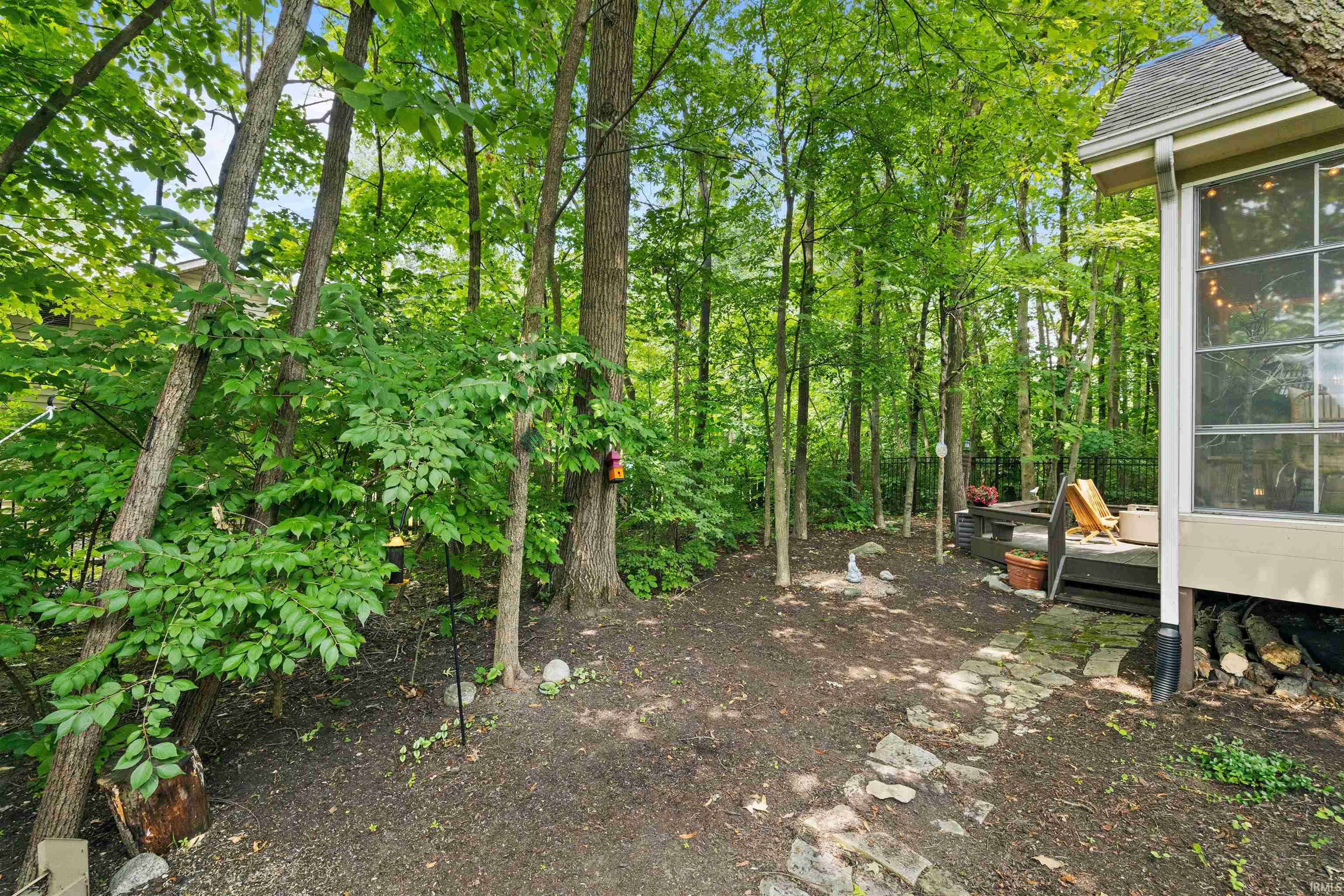 1634 Spring Cress Road Fort Wayne, IN 46814 - Photo 11 of 33