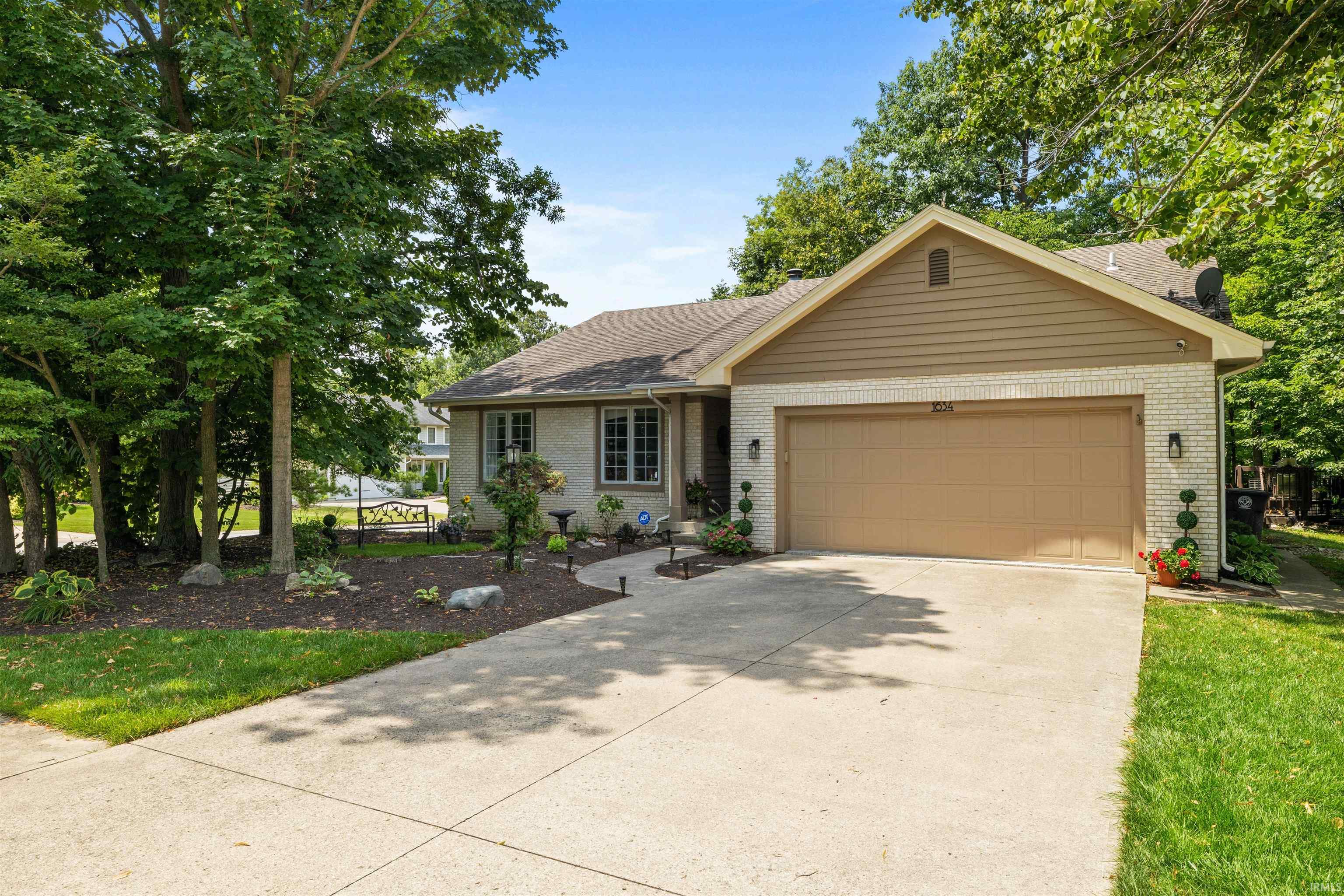 1634 Spring Cress Road Fort Wayne, IN 46814 - Photo 5 of 33