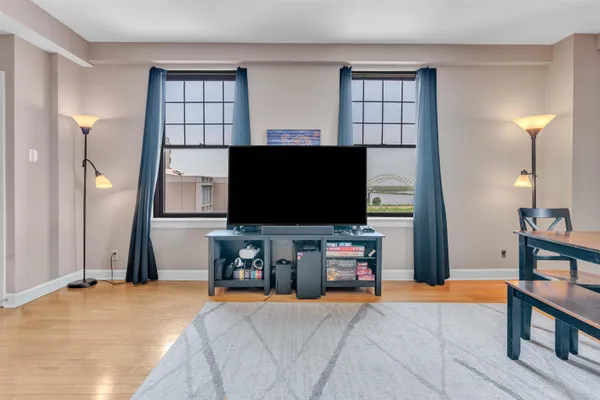 $215,000 | 109 North Main Street, Unit 1212, Memphis, TN 38103