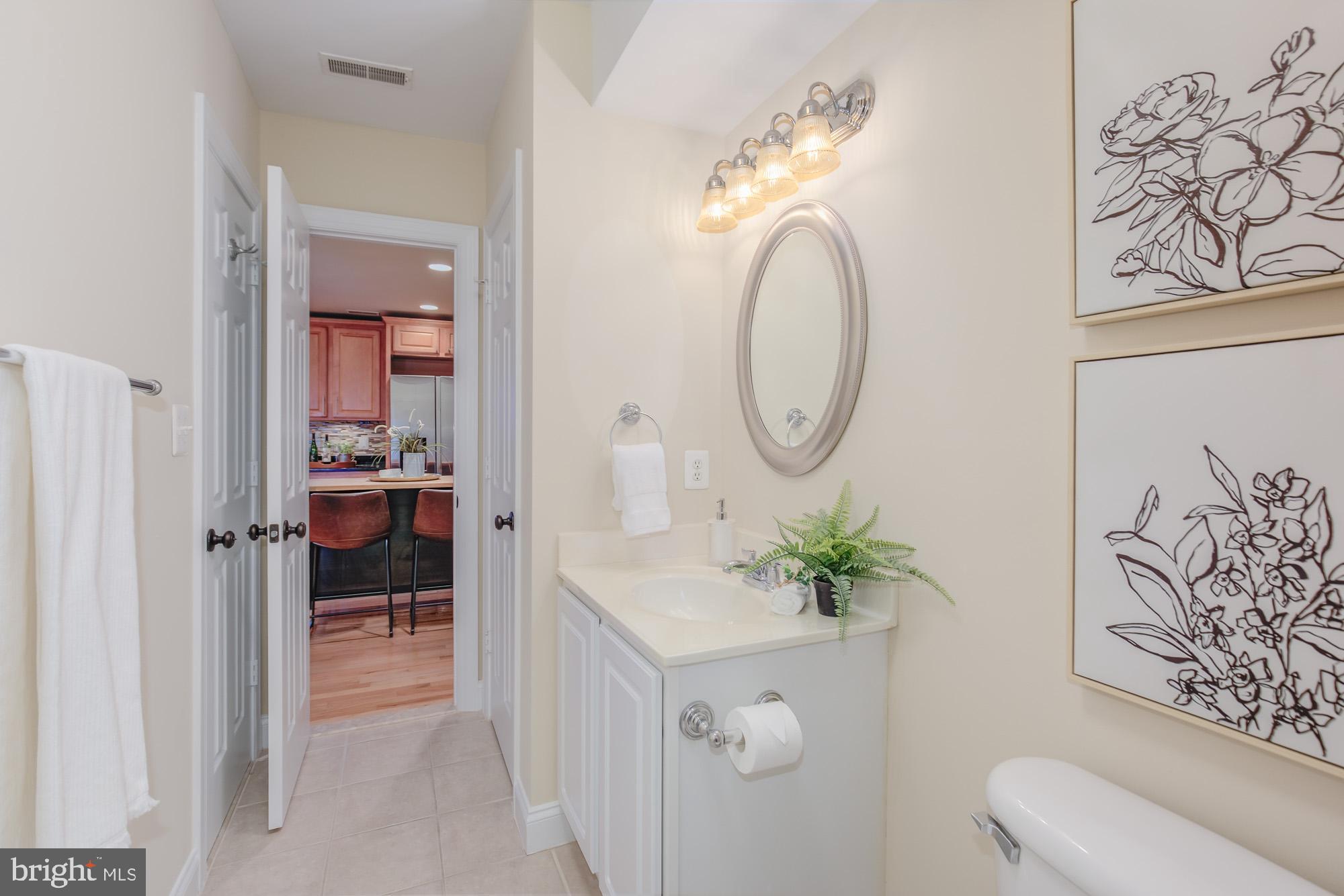 425 M Street Northwest, Unit J Washington, DC 20001 - Photo 24 of 39