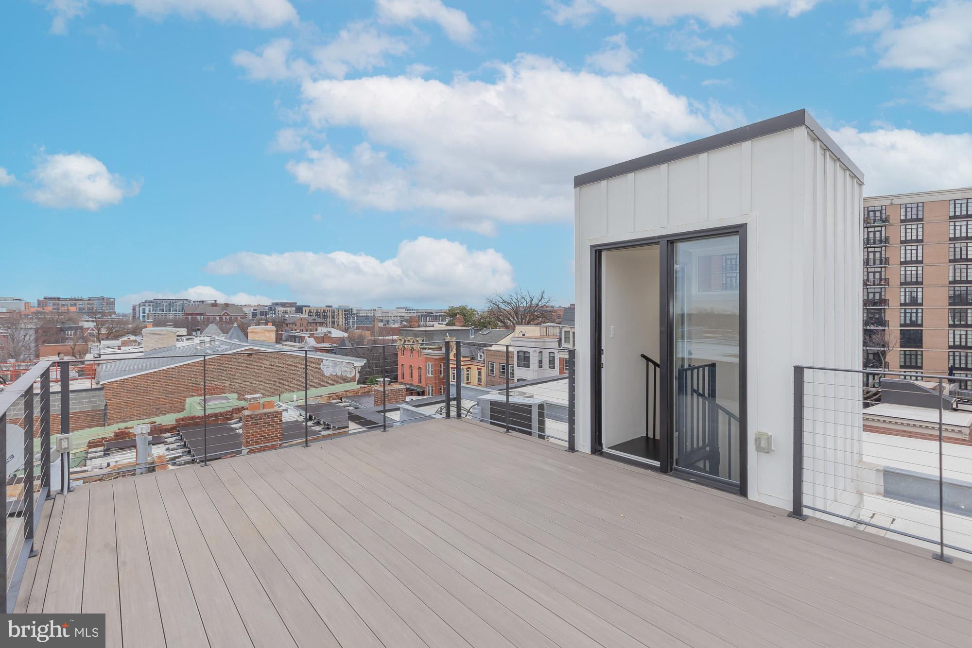 425 M Street Northwest, Unit J Washington, DC 20001 - Photo 36 of 39