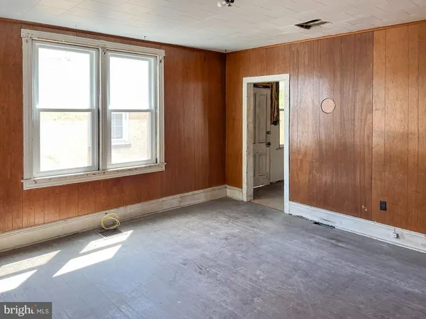 $54,900 | 33 West Garber Street, Mount Union, PA 17066