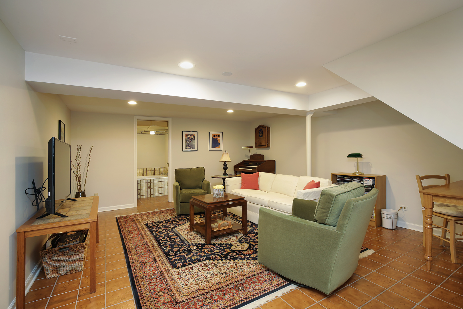 2440 Asbury Road Northbrook, IL 60062 - Photo 20 of 27