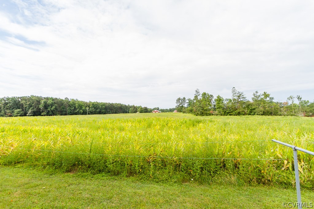 17293 Beaver Dam Road Beaverdam, VA 23015 - Photo 17 of 20 a view of an ocean from a balcony