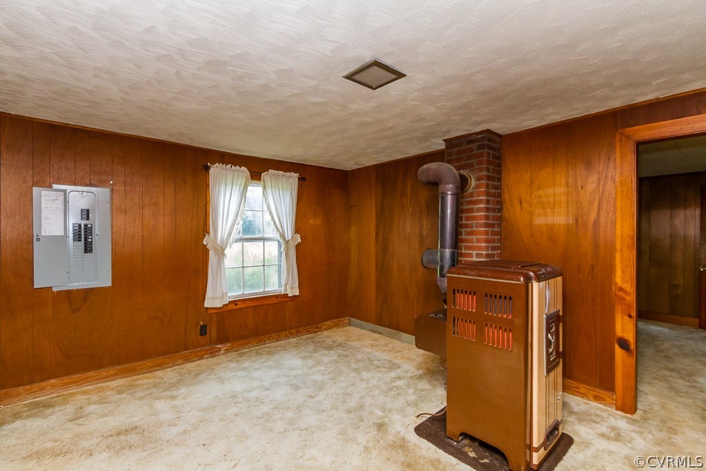 17293 Beaver Dam Road Beaverdam, VA 23015 - Photo 6 of 20 a view of an empty room and window